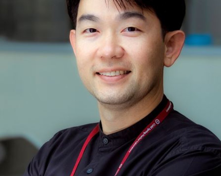 Dr. Siwaret Arikit