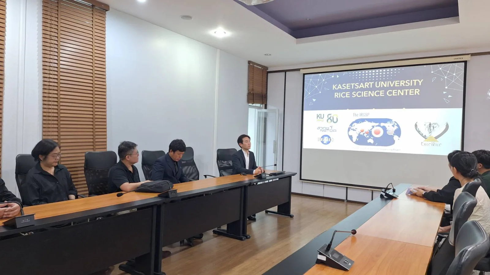 KU Kamphaeng Saen Signs an MOU with ObjetBio of South Korea to Develop Rice Seed Disinfection Technology and Eco-Agriculture in Thailand